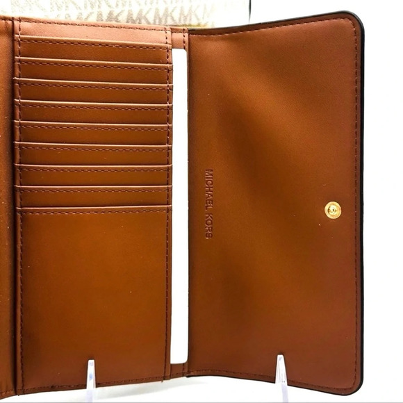 Michael Kors Medium Jaycee Zip Packet Backpack & Trifold Wallet Vanilla/Brown - Picture 13 of 16